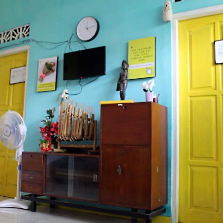 Rumah Teman Backpacker Semarang Exterior foto