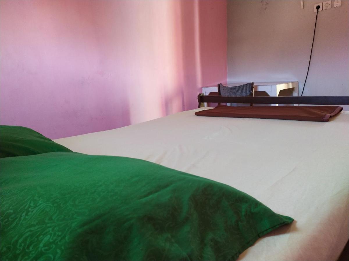Rumah Teman Backpacker Semarang Exterior foto